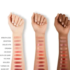 Online Afterglow Sensual Shine Lipstick Pintalabios