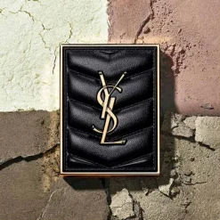 Clearance Couture Mini Clutch Sombras De Ojos