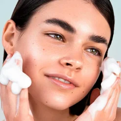 Outlet Foarming Facial Cleanser Limpieza