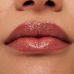 New M·A·Cximal Sleek Satin Lipstick Pintalabios