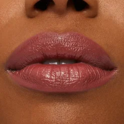 New M·A·Cximal Sleek Satin Lipstick Pintalabios