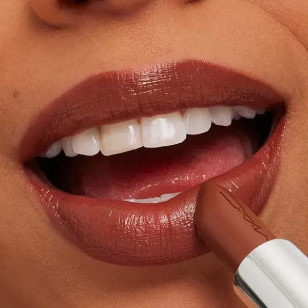 New M·A·Cximal Sleek Satin Lipstick Pintalabios