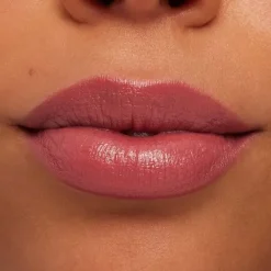 New M·A·Cximal Sleek Satin Lipstick Pintalabios