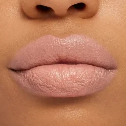 New M·A·Cximal Sleek Satin Lipstick Pintalabios