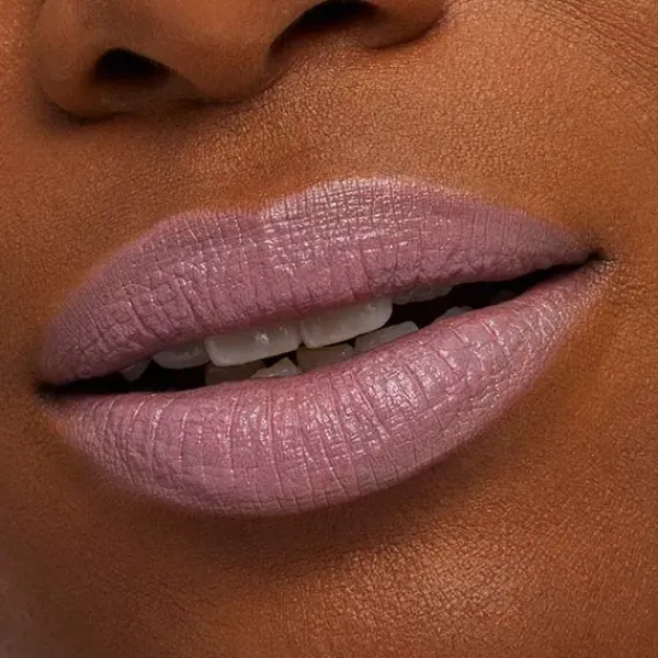 New M·A·Cximal Sleek Satin Lipstick Pintalabios