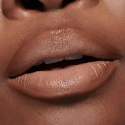 New Macximal Sleek Satin Lipstick Pintalabios