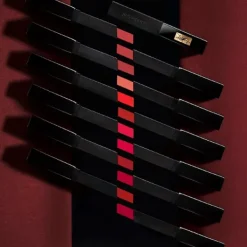 Online Rouge Pur Couture The Slim Velvet Radical Pintalabios