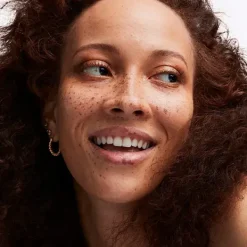 Sale Studio Radiance Face And Body Radiant Sheer Foundation Bases De Maquillaje